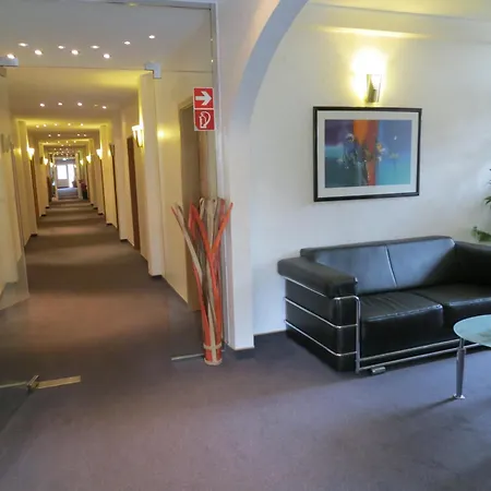 Pensjonat Merkur Garni 3*