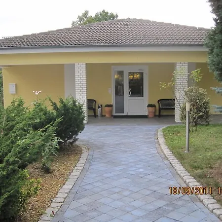 Merkur Garni Guest house Sarstedt