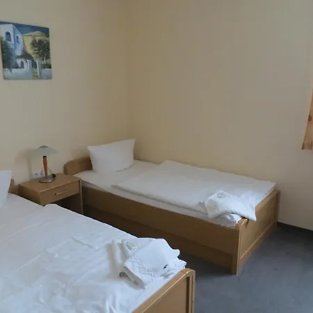 Pensjonat Merkur Garni Sarstedt